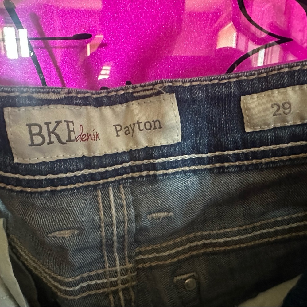 BKE women’s jeans size 28 really comfortable and stretchy